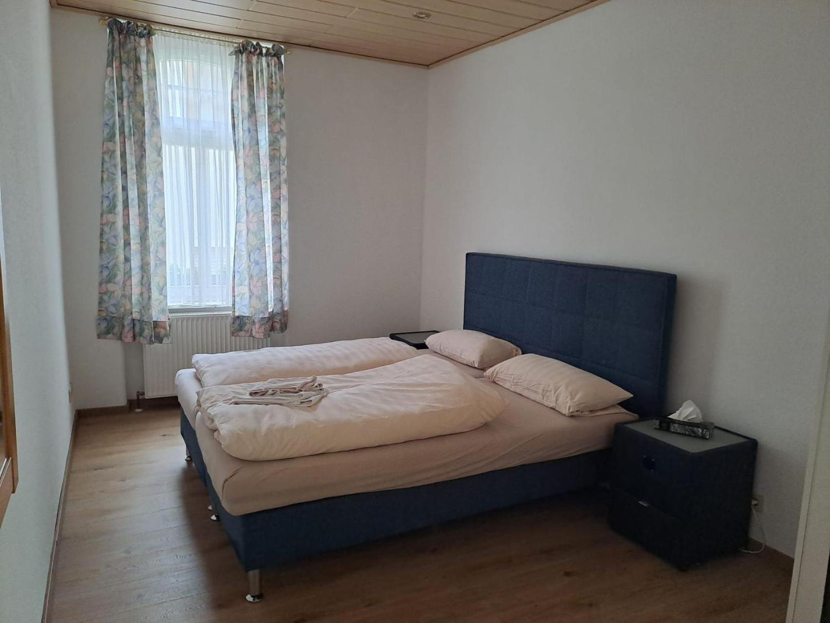Hotel Zur Post باشاراش المظهر الخارجي الصورة